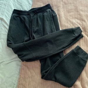 Lululemon joggers